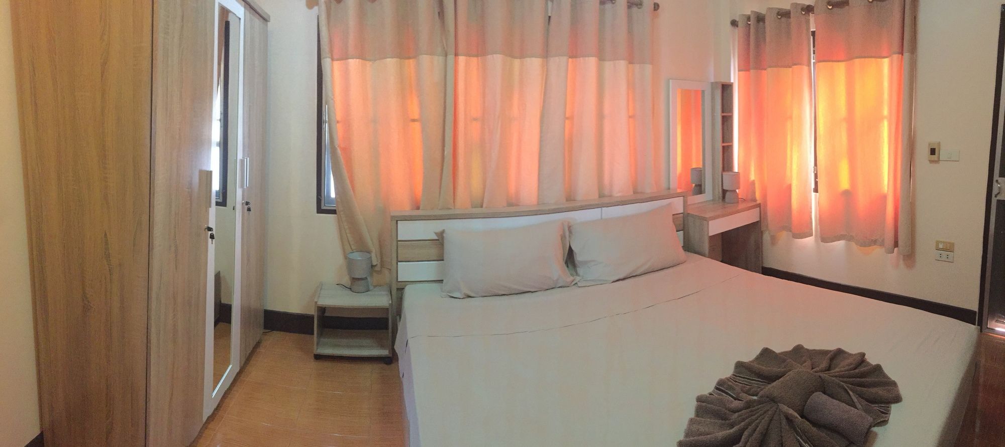 Villa Kamala Beach Exteriör bild